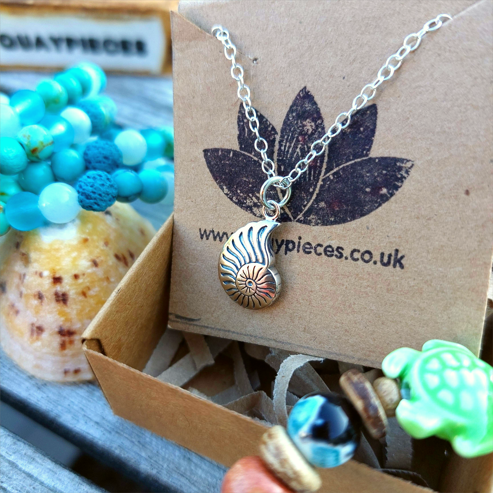 Isla - Sterling Silver Shell necklace