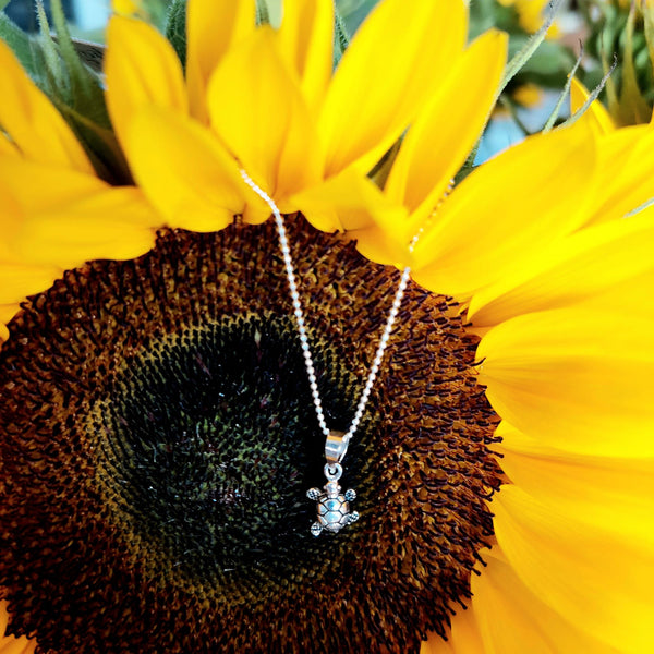 Shelly - Sterling Silver Turtle Necklace