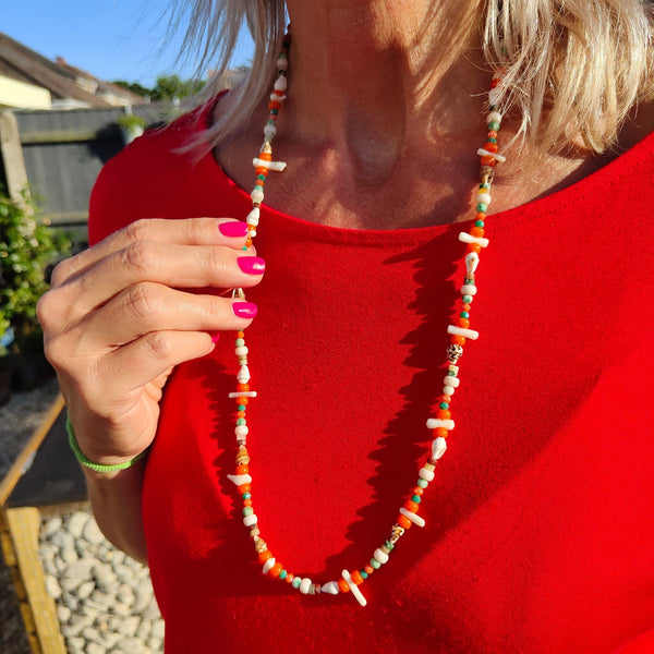 Lexi - Handmade long bead shell necklace
