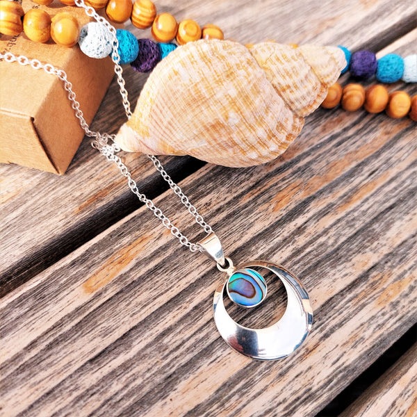 ﻿925 Hall Marked Sterling Silver  Double Circle Abalone Pendant   H 35 mm x W 25 mm  18" Silver 2.3mm trace chain  Lovely contemporary piece for everyday wear  **Presented in lovely Kraft paper gift box with reusable organza pouch**  ﻿