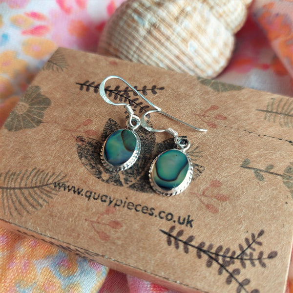 925 Hall Marked Sterling Silver  Lovely blue/green abalone oval drop with engraved edge earrings  H 25 mm (from top of hook)  x W 8 mm  Perfect for everyday wear or a little gift for a friend!  **Presented in lovely Kraft paper gift box with reusable organza pouch**  ﻿